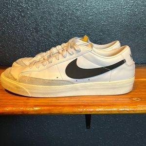 Nike Blazer Low White size 11